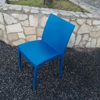 Sedia in resina molto resistente
