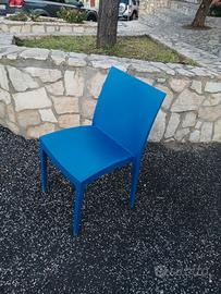 Sedia in resina molto resistente