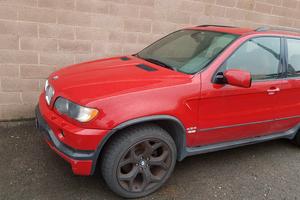 BMW X5 4600 is