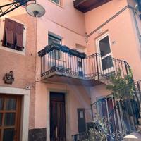 Villamontagna, porzione di casa