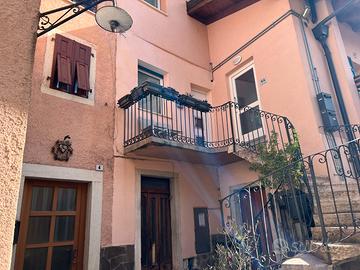 Villamontagna, porzione di casa