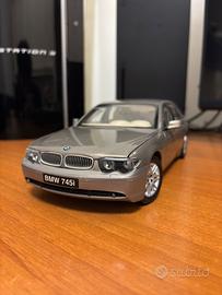1/18 Kyosho 2003 BMW 745i Sahara Beige
