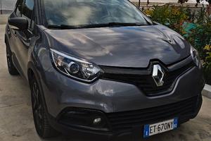 Captur automatica – Full optional, motore nuovo