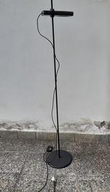 Lampada  piantana Aton Terra by Artemide