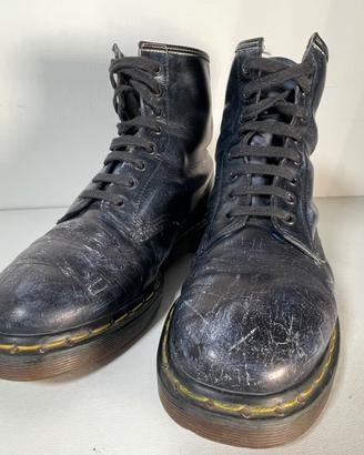 Dr. Martens boots made in england MIE vintage