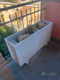 VASI FIORIERE IN CEMENTO