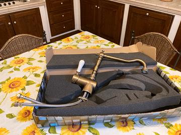 Rubinetto miscelatore bronzo rustico cucina