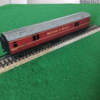 Hornby carrozza postale delle  Royal Mail scala H0