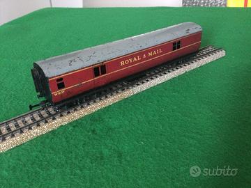 Hornby carrozza postale delle  Royal Mail scala H0
