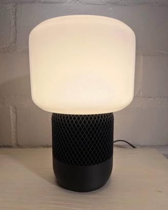 Lampada da tavolo design homepod
