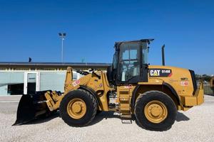 Pala gommata CAT 914M