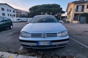 Volkswagen Golf 4  