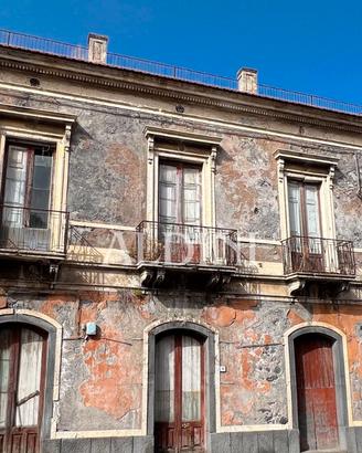 Palazzetto cielo/terra indipendente cod. o13524