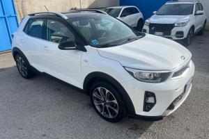 Kia Stonic -1.4MPI-gpl style design pack-2019