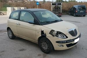 Lancia Ypsilon 1.3 MJT Argento