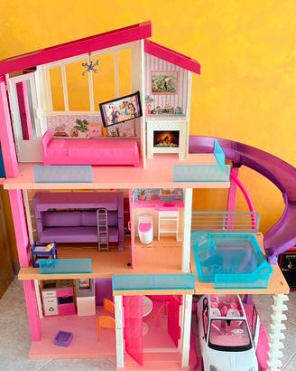 Casa barbie + eccessori extra