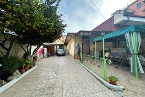 VILLA SINGOLA A NAPOLI