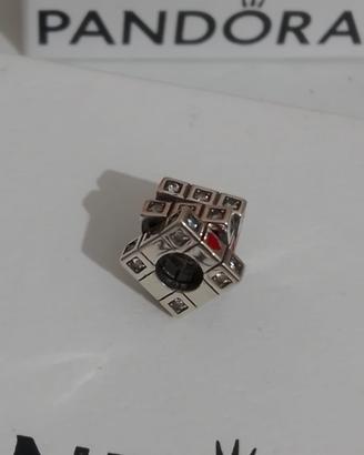 Charm Cubo LOVE