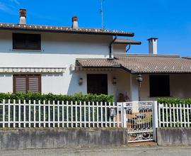 Villa Unifamiliare ampio giardino