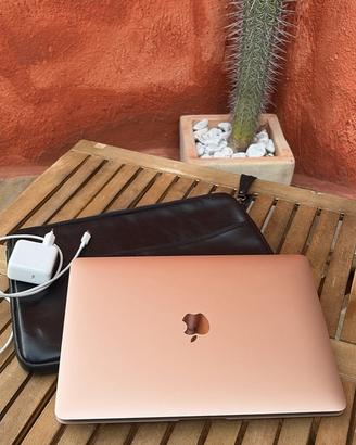 Apple air mac book