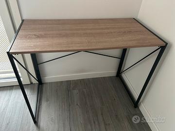 Scrivania stile industriale come nuova