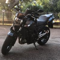 Suzuki 600 gsr 2009