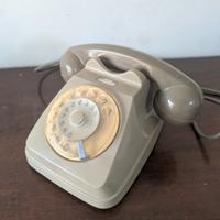 Telefono vintage a cornetta