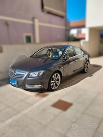 Opel Insignia Cosmo 2.0 CDTI 160CV Automatico –