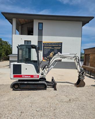Miniescavatote Bobcat 325/27ql