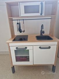 Cucina giocattolo ikea con accessori
