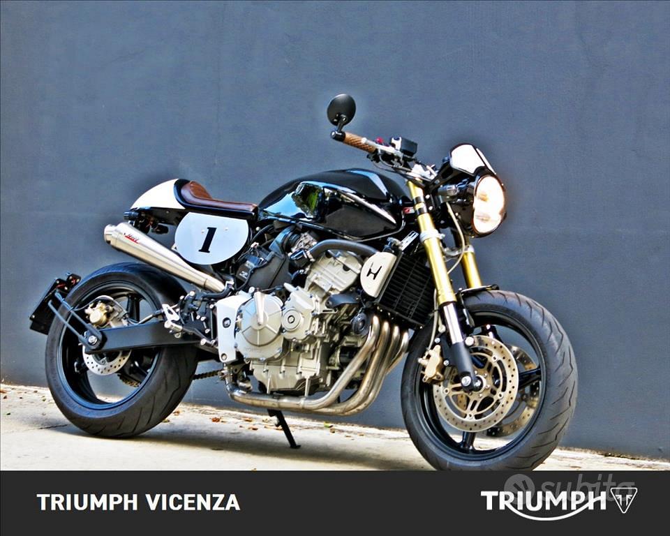 Honda Hornet CafÃ¨ Racer Usata 250cc Hornet Bike Hornet 250cc