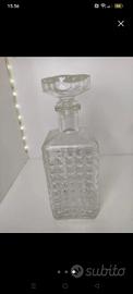 bottiglia di liquore in vetro lavorato vintage 