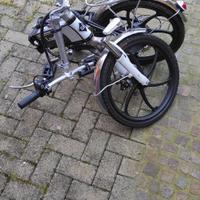 Bicicletta elettrica con Leiker andi