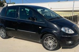 Musa 1,3 poltronaFrau