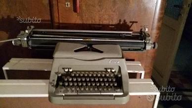 Macchina da scrivere