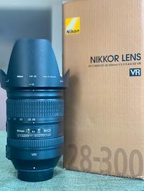 Nikon Nikkor 28-300mm f3.5-5.6g VR