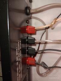 Magnifico amplificatore AKAI da 60 watt.