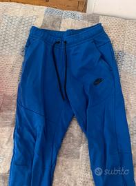 Pantaloni nike tech