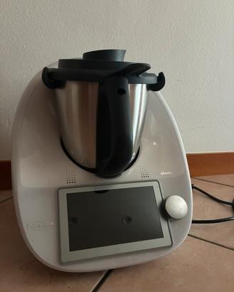 Bimby Tm6 con doppio boccale e affetta verdura