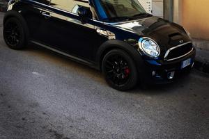 mini Cooper SD 