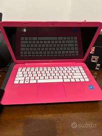 computer fucsia usato pochissimo