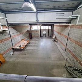 Immobile di 300 m² a Montevarchi