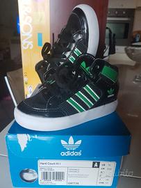 scarpine adidas nere numero 23