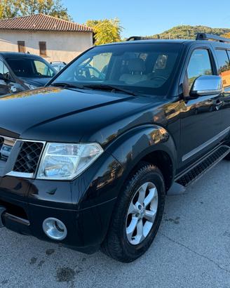Nissan Pathfinder 2.5 dCi Sport Platinum