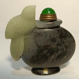 BOTTIGLIA DA FIUTO IN GIADA 