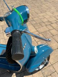 Vespa 125 Et3 blue-jeans del 1976