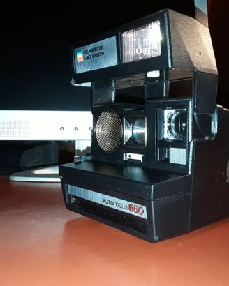 Fotocamera istantanea Polaroid 660 Autofocus_1981