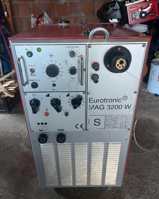 Saldatrice professionale Eurotronic MAG 3200W–320A