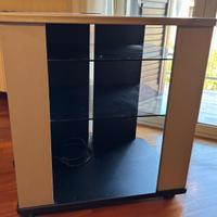 Mobiletto porta tv con ruote e ripiani in vetro