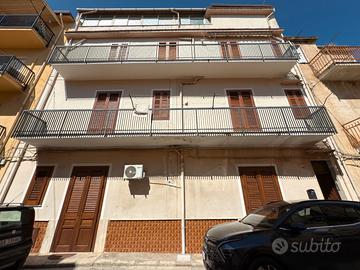 Casa indipendente a Partinico, Via Fonte Merelli